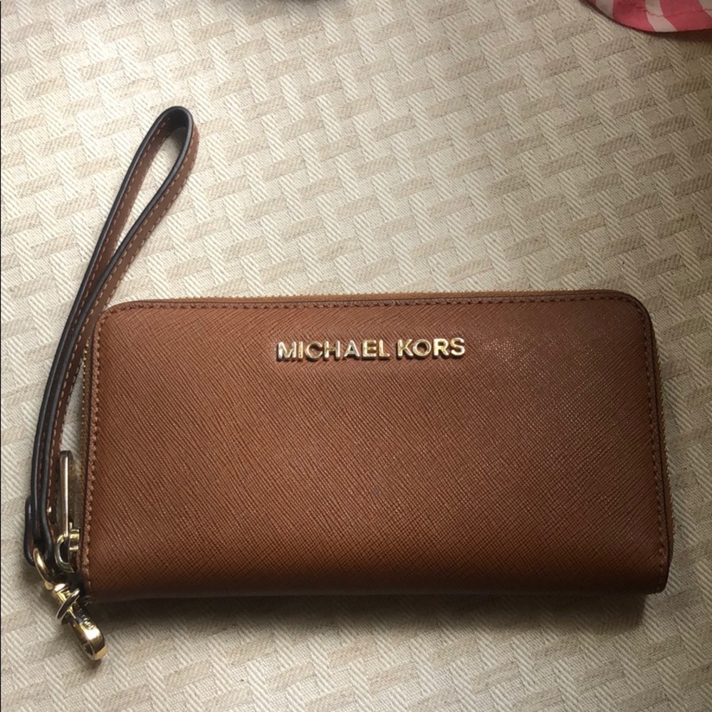 MICHEAL KORS BROWN WRISTLET